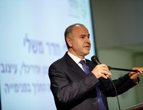 הרצאה של שמואל אבואב