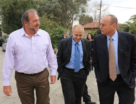 אבי נאור, שמואל אבואב ויחיאל אקשטיין