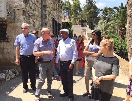 חבר הכנסת אברהם נגוסה בביקור בחוות הנוער הציוני