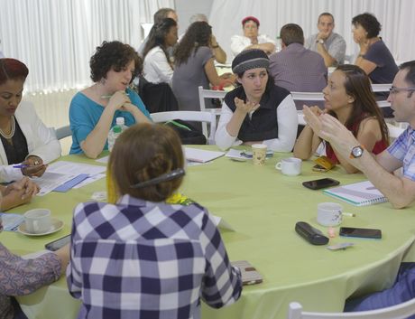 מעגלי שיח - יום עיון חושבים משפחה