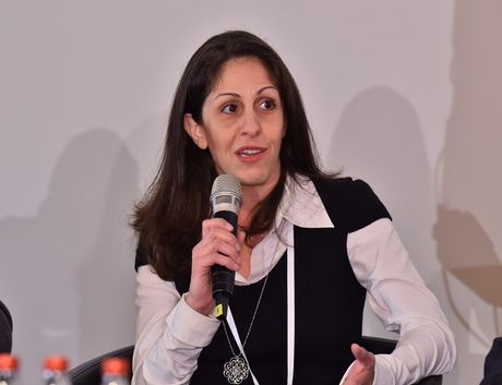 עדי בסון