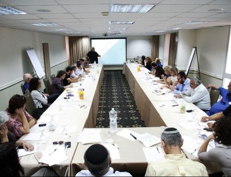 תמונות מיום העיון - מיצוב, שיווק ותקשורת- איך מראים עשייה? 