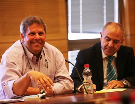 דוקטור בני פישר ושמואל אבואב | מתוך אירוע הצדעה לכפרי הנוער והפנימיות בישראל 